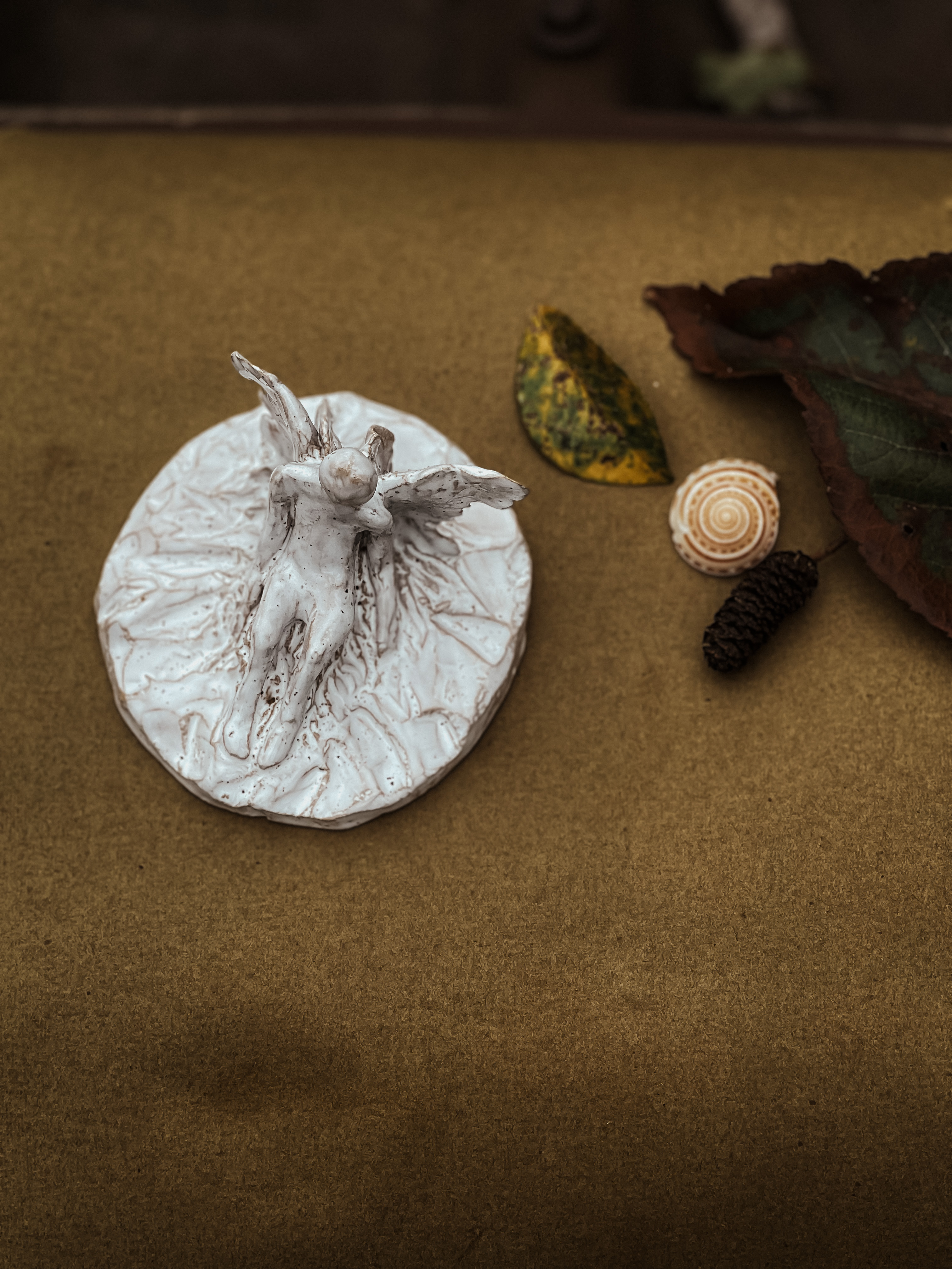 مجسمه سرامیکی دست‌ساز مدل فرشته «نو-آرل» برند BLAZE